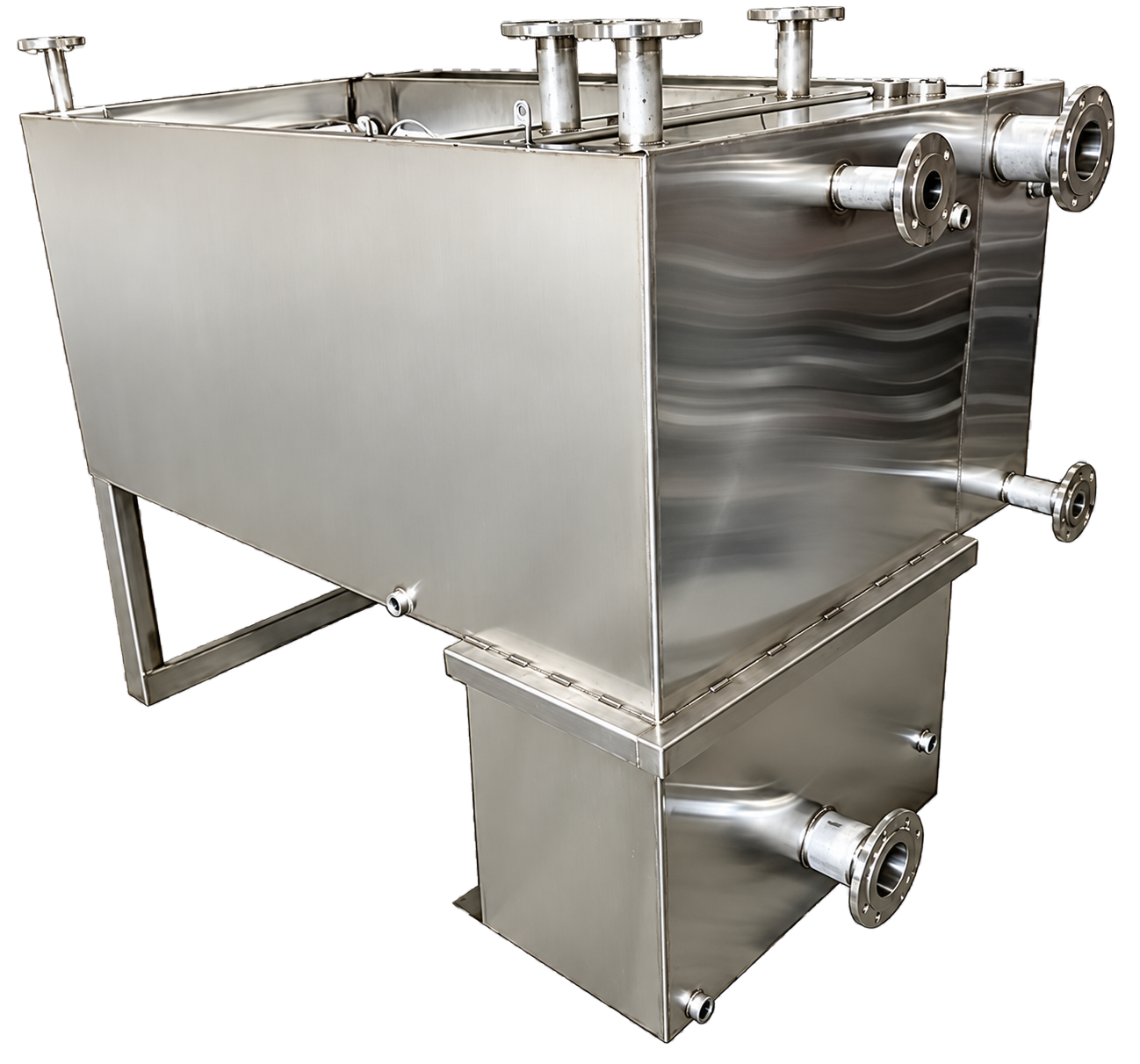 Above-ground oil-water separator treatment concept for compressor oil in collected rainwater